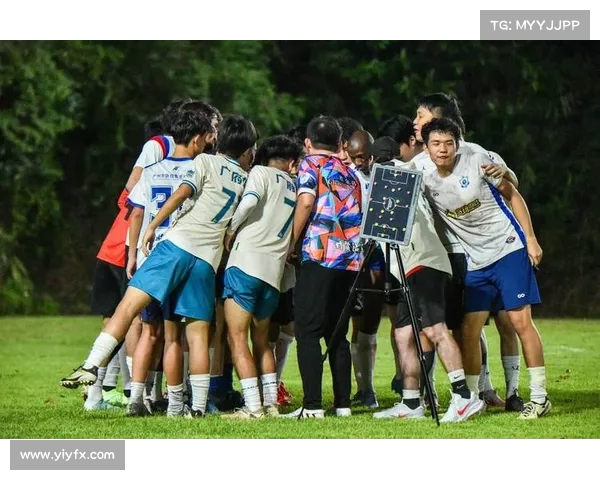 西甲新赛季全面开启 球迷热议球队阵容变化与夺冠形势